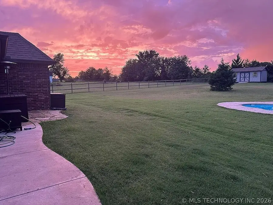 14823 E Fieldstone Drive N, Claremore, OK 74017 - #3