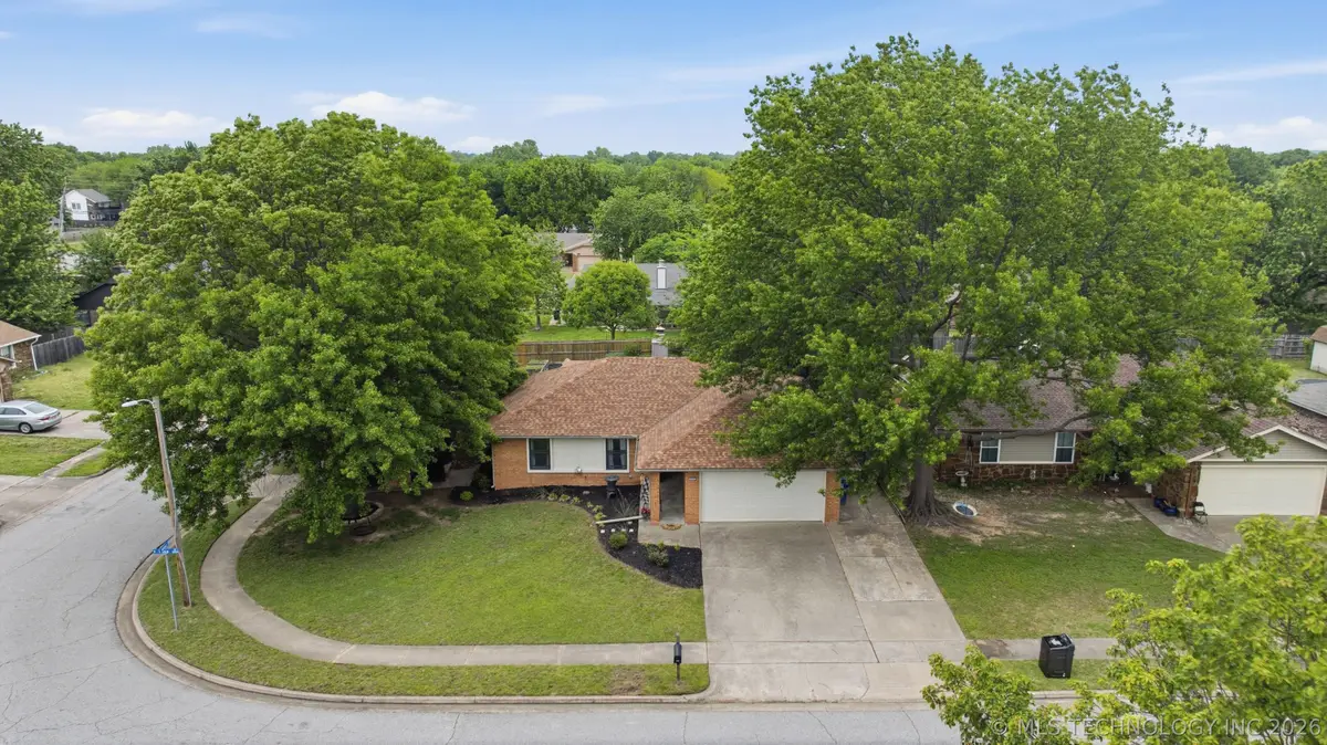 2010 W Ithica Street, Broken Arrow, OK 74012 - #1