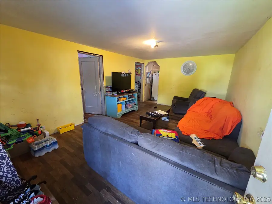 1623 SW Jennings, Bartlesville, OK 74003 - #2