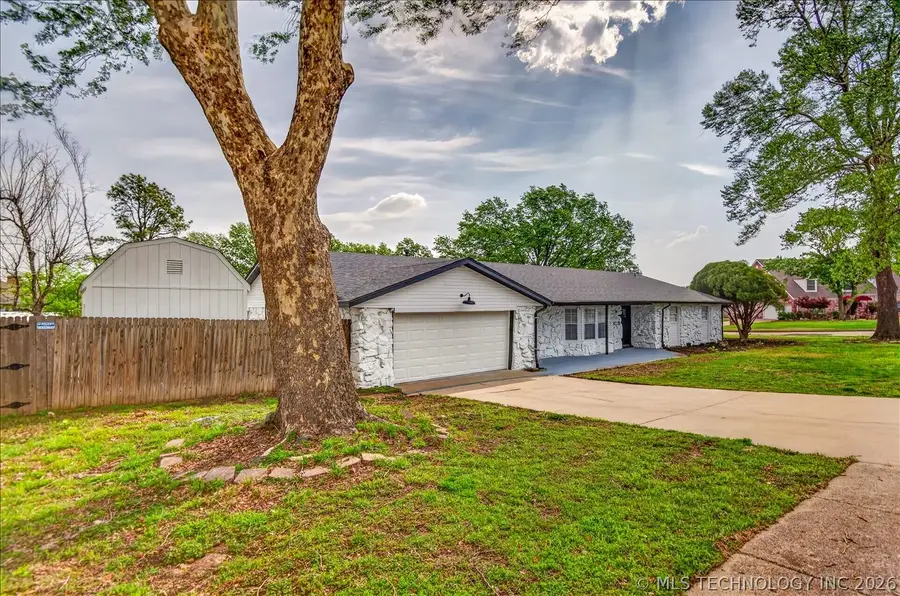 6644 SE Quail Ridge Road, Bartlesville, OK 74006 - #2