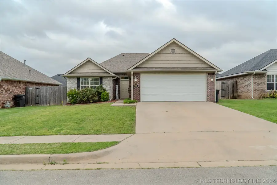 446 NE Katherine Avenue, Bartlesville, OK 74006 - #2