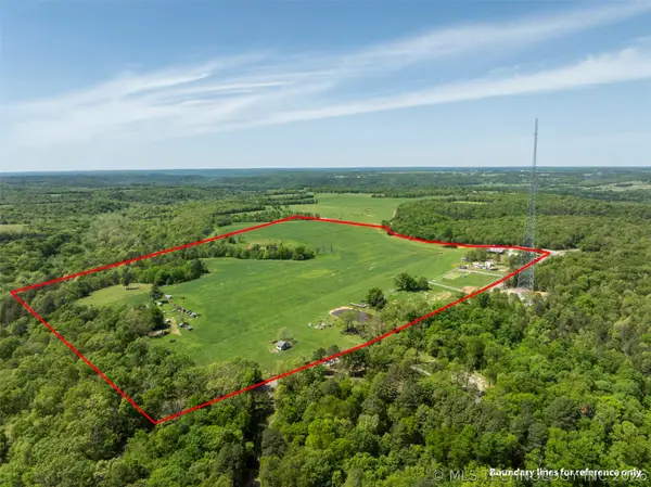 001 E 610 Road, Watts, OK 74964