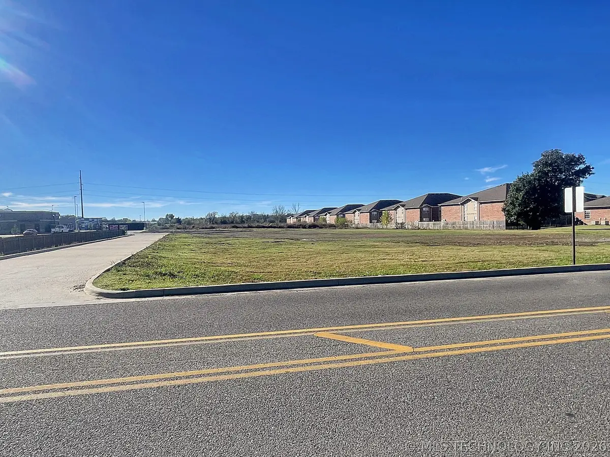 203 Southridge Road, Tahlequah, OK 74464 - #1