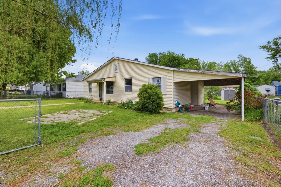 409 N Ridgeway Street, Sapulpa, OK 74066 - #2