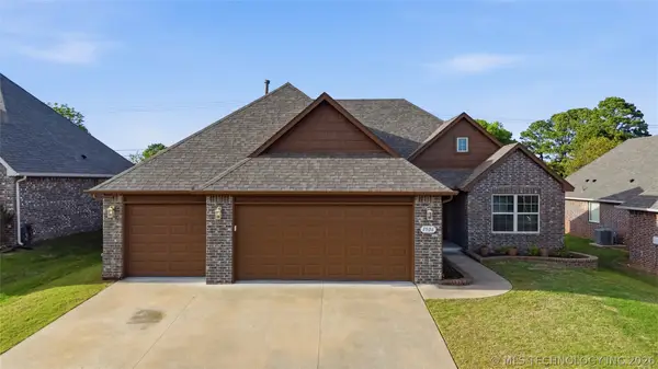 1506 E New Orleans Place, Broken Arrow, OK 74011