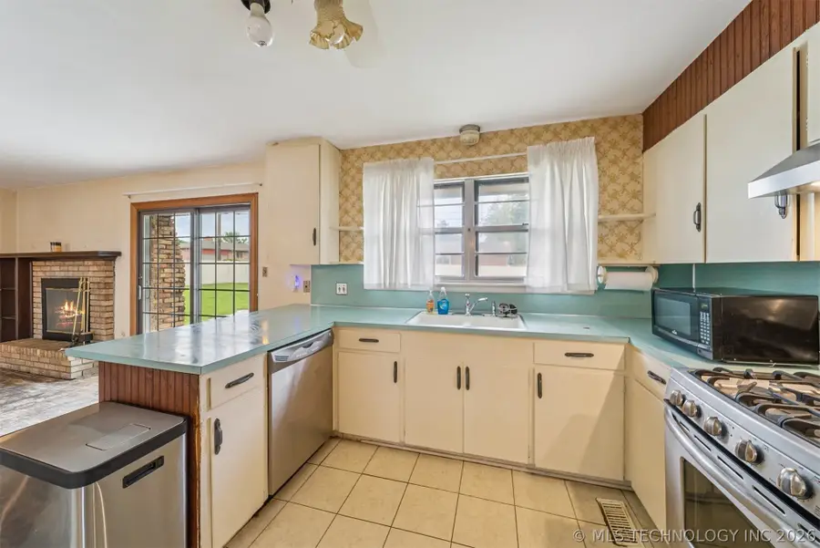 7748 E 21st Street, Tulsa, OK 74129 - #3