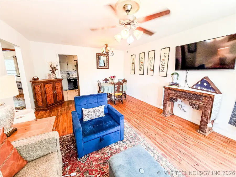 521 N Grand Avenue, Drumright, OK 74030 - #3