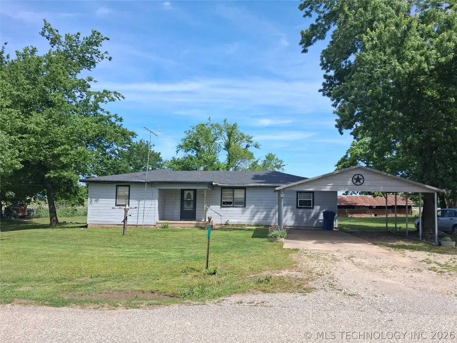530 E Sparks Street, Dustin, OK 74839 - #2