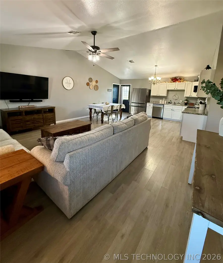 576 N Cowskin Drive, Cleveland, OK 74020 - #3