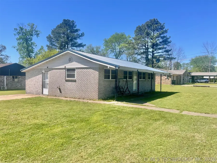 1 N Redwood Lane, Sallisaw, OK 74955 - #2