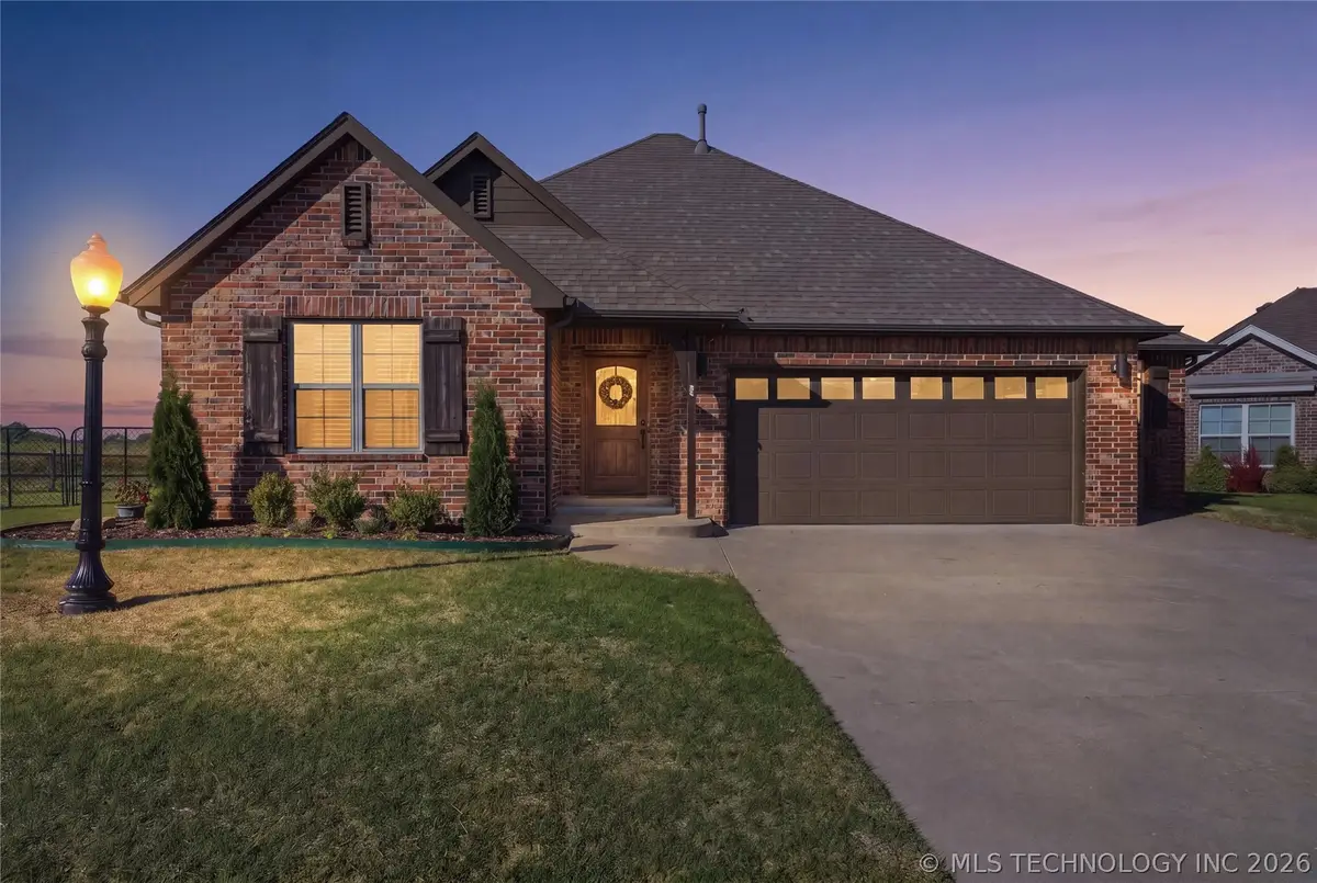 10514 E 141st Court N, Collinsville, OK 74021 - #1