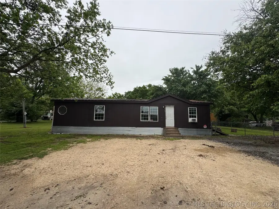 503 Godfrey, Colbert, OK 74733 - #2