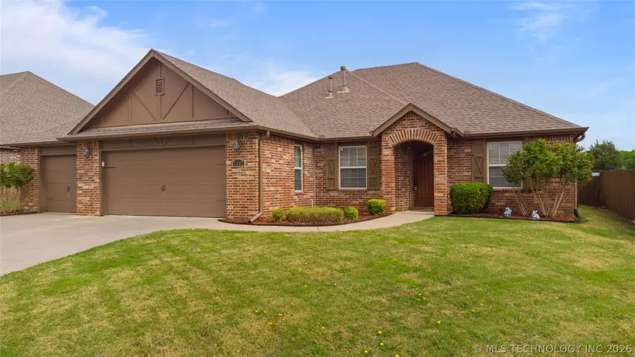 7407 E 84th Street N, Owasso, OK 74055 - #3