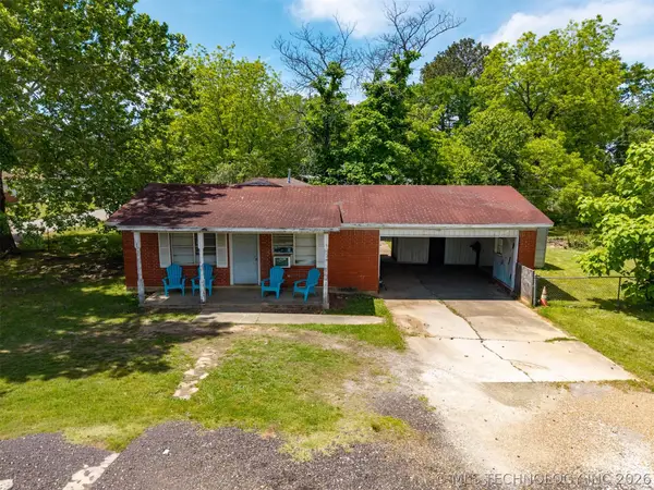 101 SW Hayes, Idabel, OK 74745