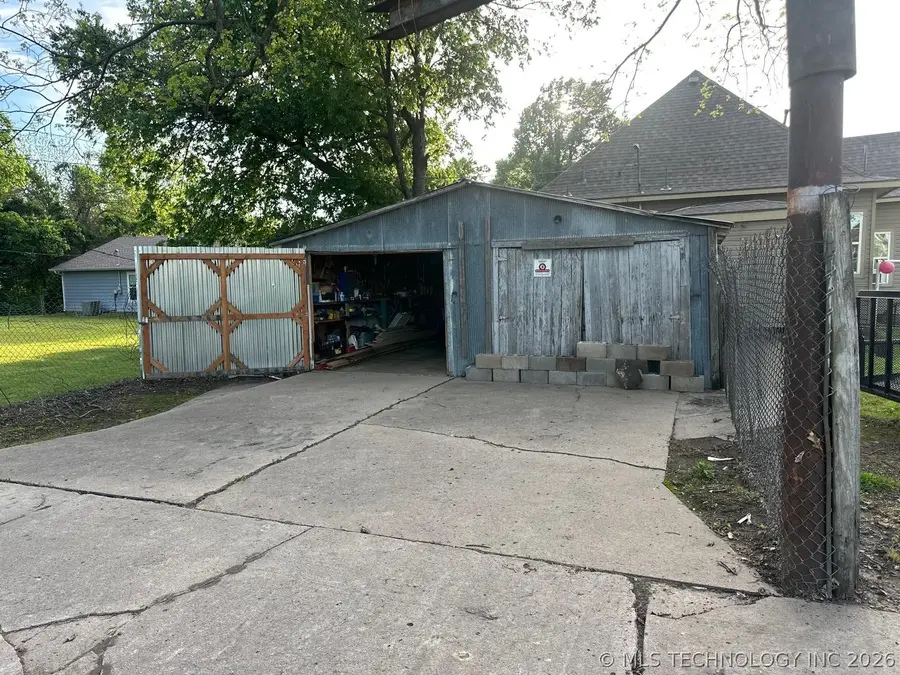 238 S 7th Street, Muskogee, OK 74401 - #3