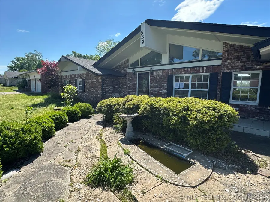 532 Ridgewood Drive, Pryor, OK 74361 - #2