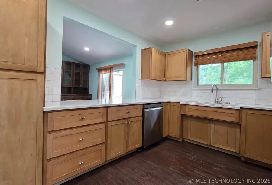 2503 Parkwood Drive, Claremore, OK 74017 - #2