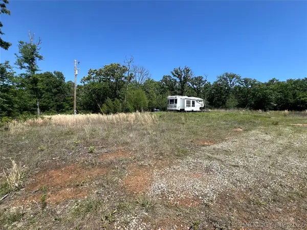 7504 Fig Road, Henryetta, OK 74437