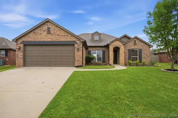 12426 E 129th Street N, Collinsville, OK 74021