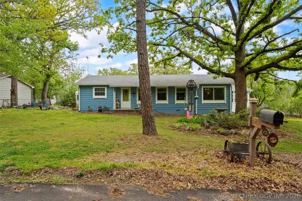 62521 E 252 Road, Grove, OK 74344