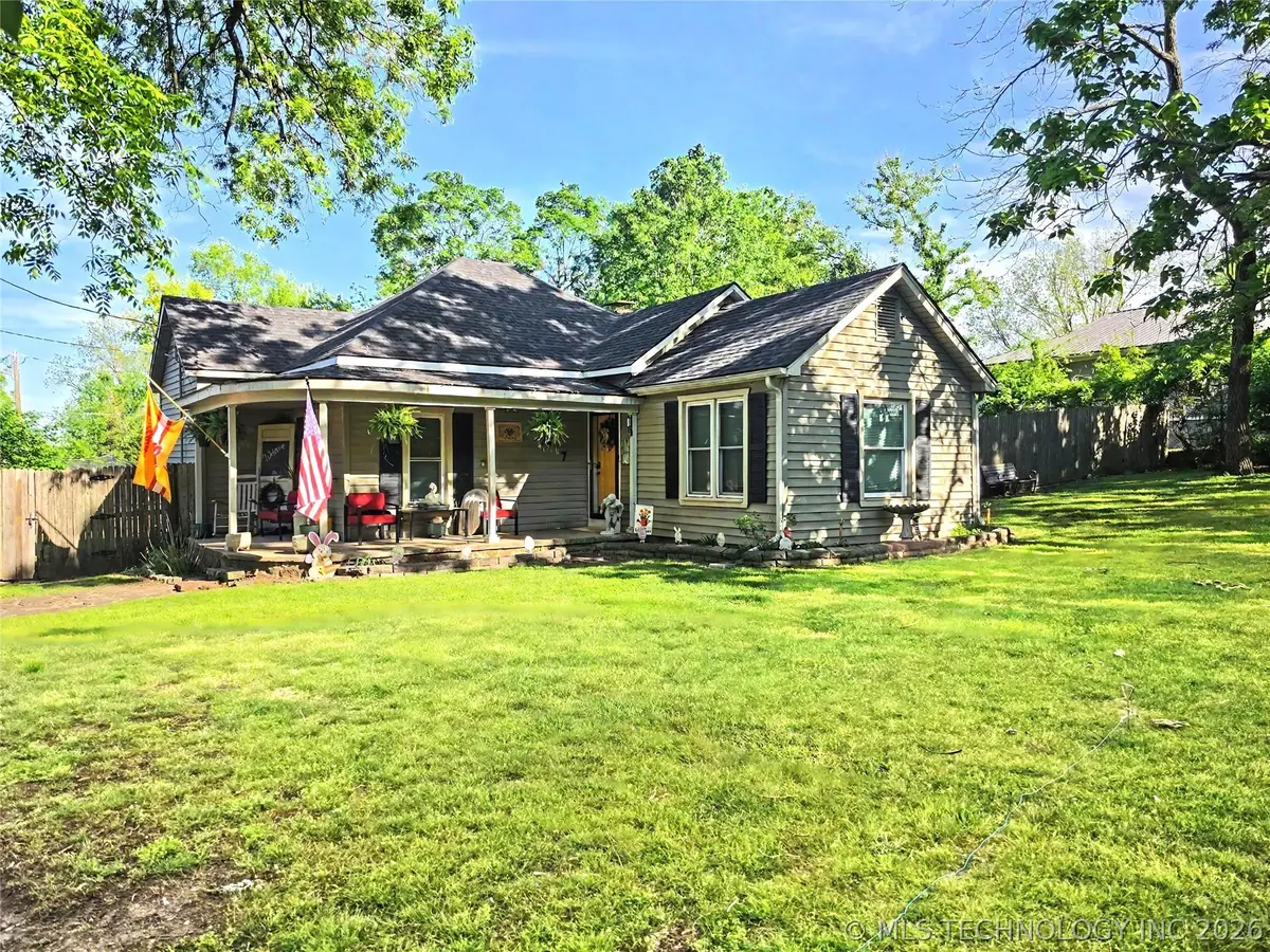 417 S State Avenue, Tahlequah, OK 74464 - #1