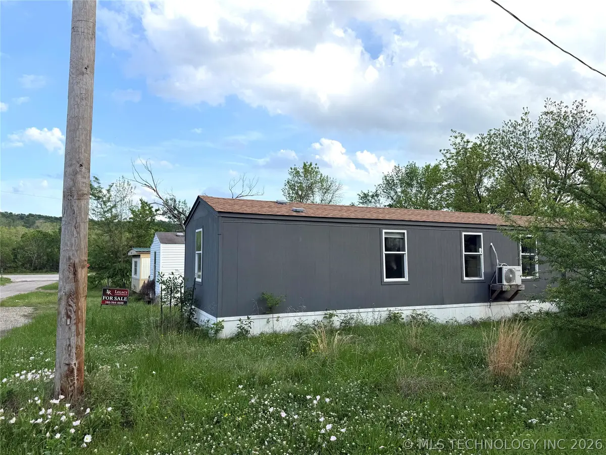 614 Hughes Street, Stringtown, OK 74569 - #1