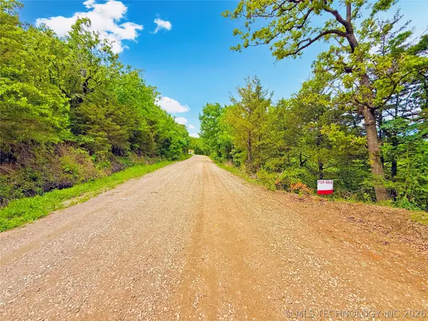 29 Lakeside Drive, Eufaula, OK 74432