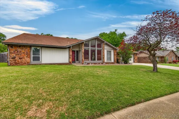 1135 Meadow Lane, Bartlesville, OK 74006