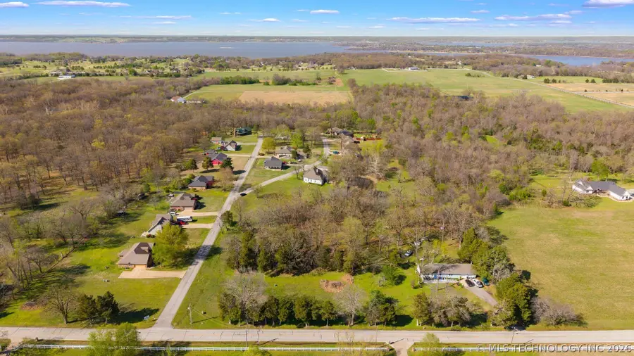 25 S 592 Place, Grove, OK 74344 - #3