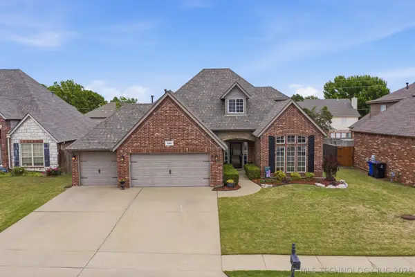 1005 S Yellowood Place W, Broken Arrow, OK 74012