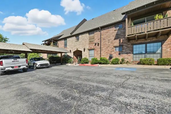 3 Woodward Boulevard #A103, Tulsa, OK 74114