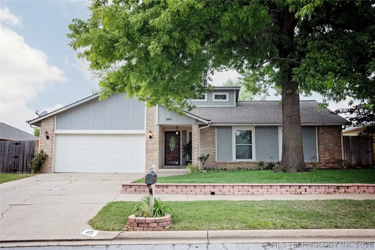 1071 E 138th Street, Glenpool, OK 74033 - #1