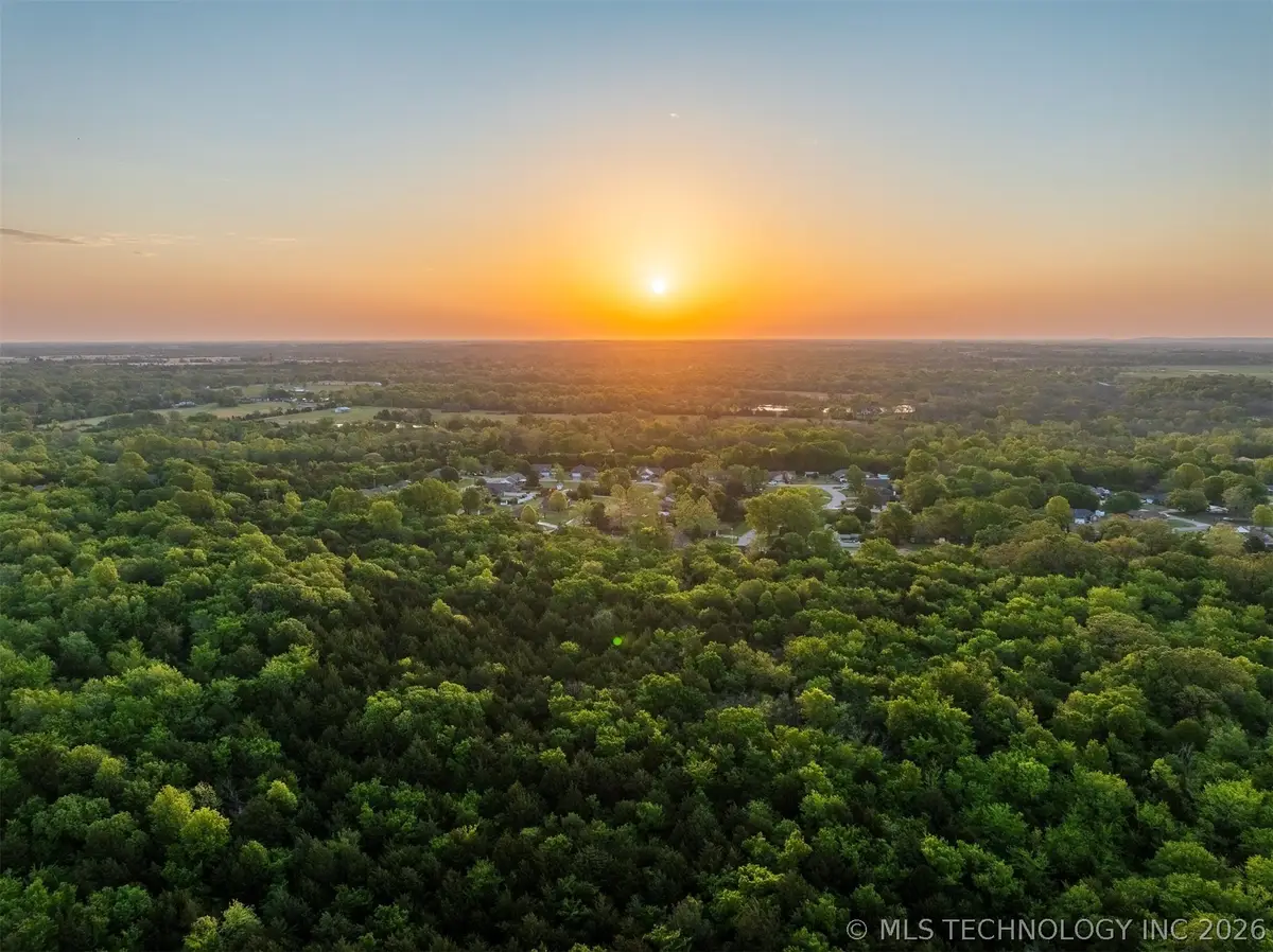 888 Timbercrest Avenue, Okmulgee, OK 74447 - #1