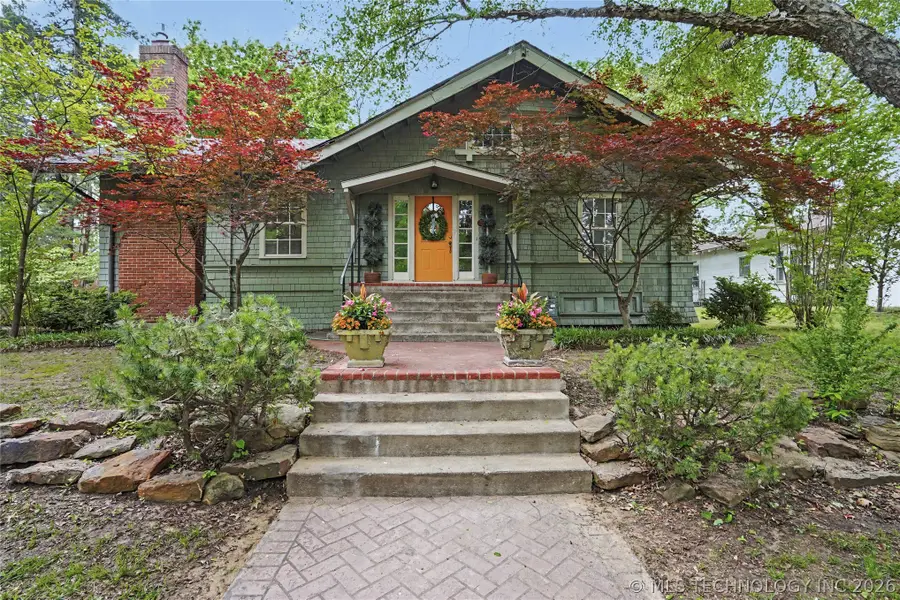 236 W 6th Avenue, Bristow, OK 74010 - #3