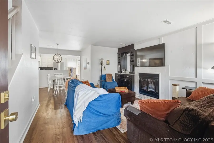 209 W 17th Street #209D, Tulsa, OK 74119 - #3