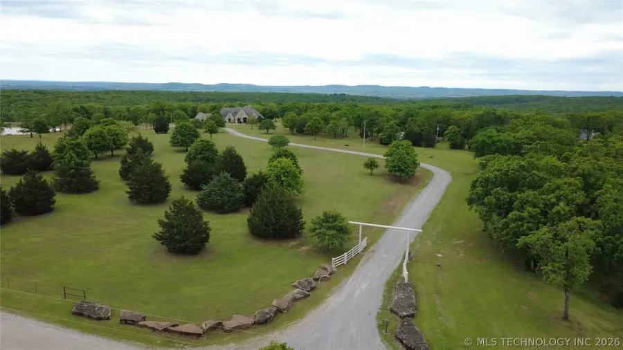 8199 W 800 Road, Fort Gibson, OK 74434 - #3