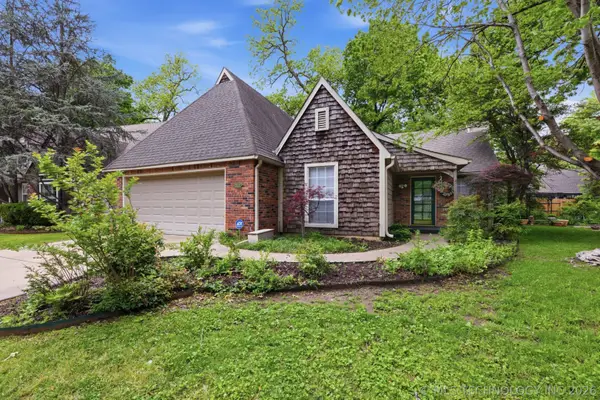 5516 S Delaware Court, Tulsa, OK 74105