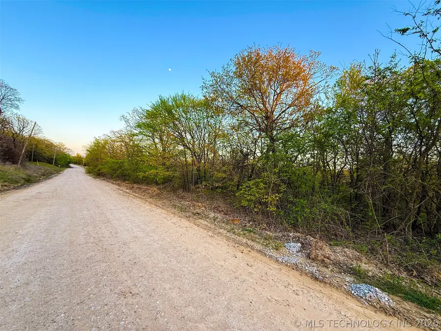 1516 Foothill Drive, Eufaula, OK 74432 - #2