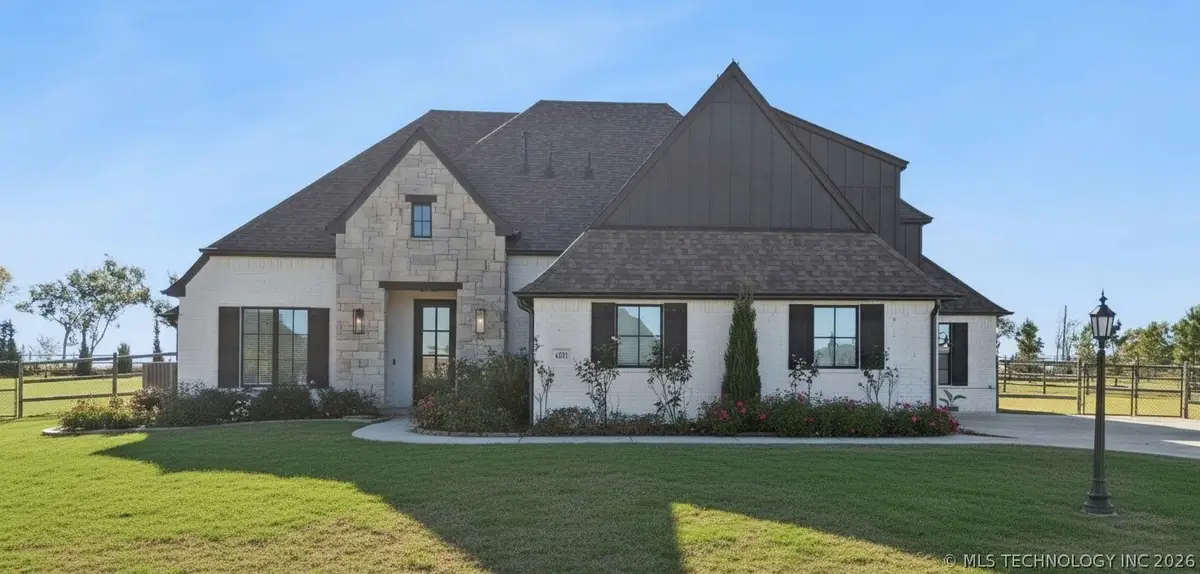6131 N Creekwood Drive, Owasso, OK 74055 - #1