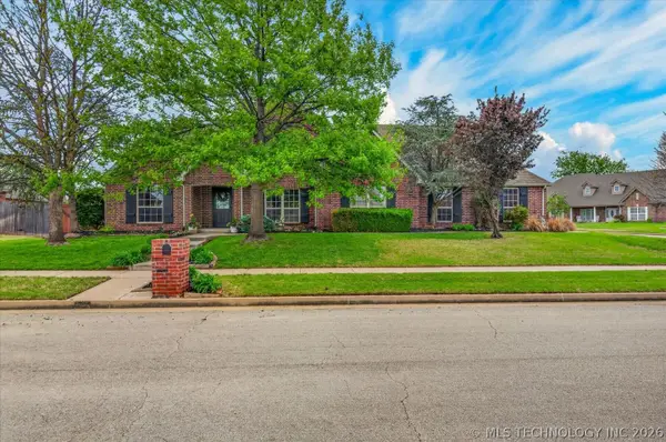 1208 Larkspur Drive, Bartlesville, OK 74006