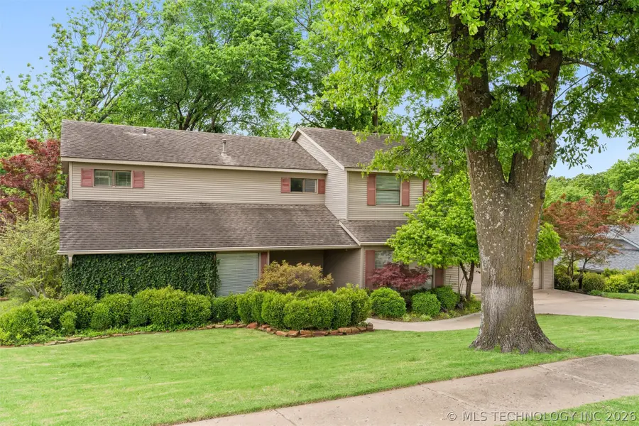 3717 Ravenwood Drive, Bartlesville, OK 74006 - #3