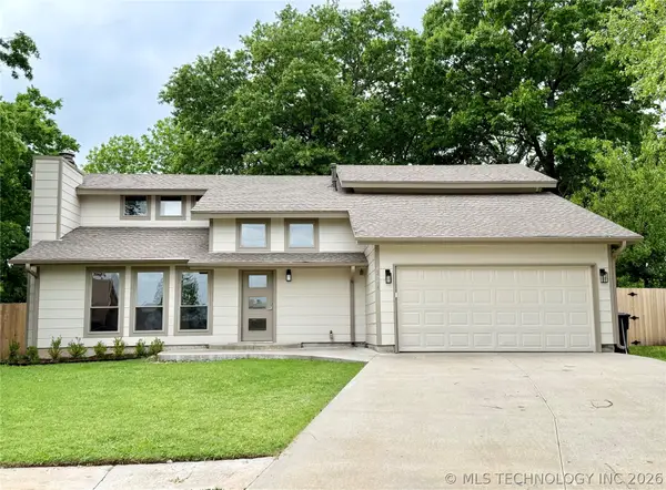 12005 E 85th Place, Owasso, OK 74055