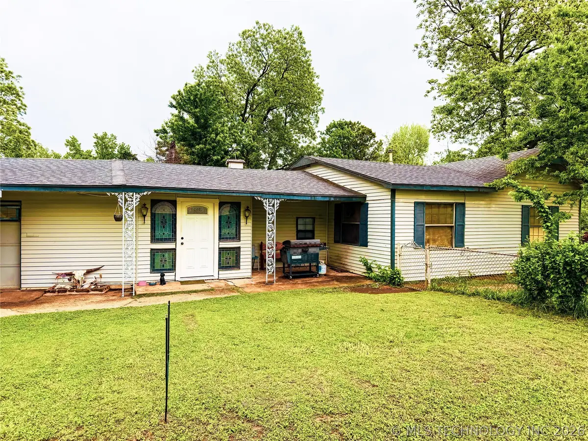 208 S Campbell Avenue, Oilton, OK 74052 - #1