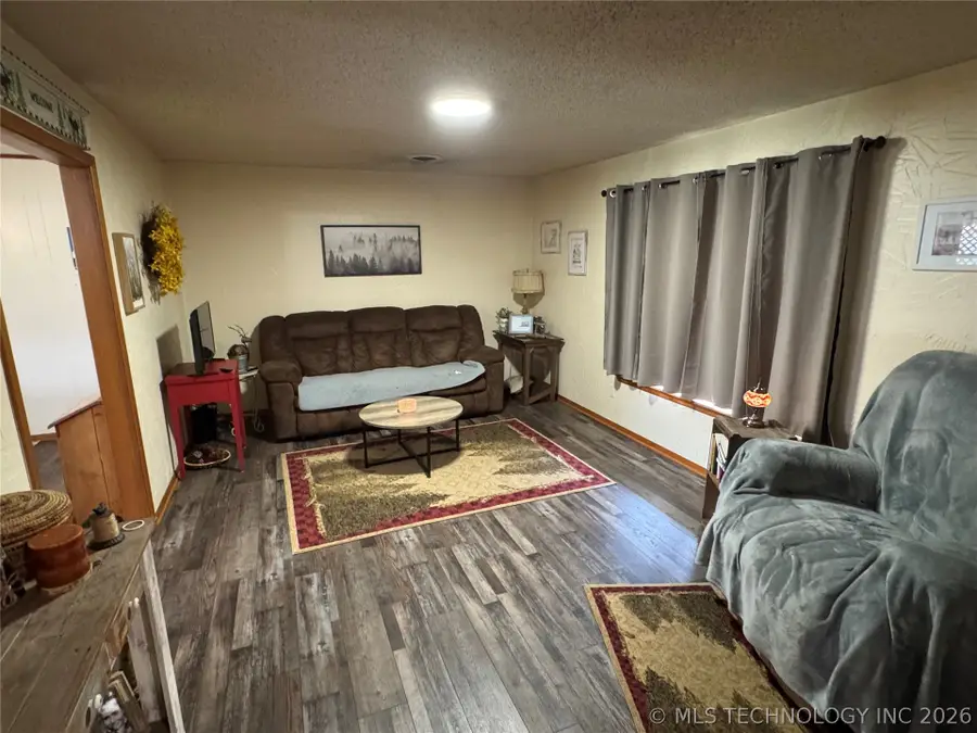 707 W Creek Street, Marietta, OK 73448 - #2