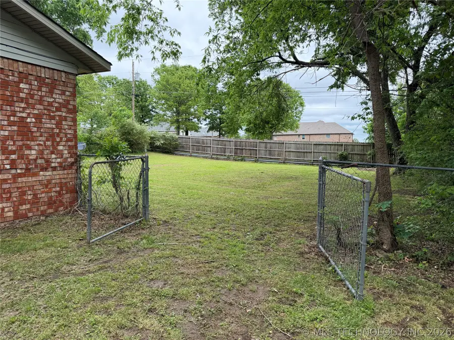 1506 Clayton Drive, Tahlequah, OK 74464 - #3