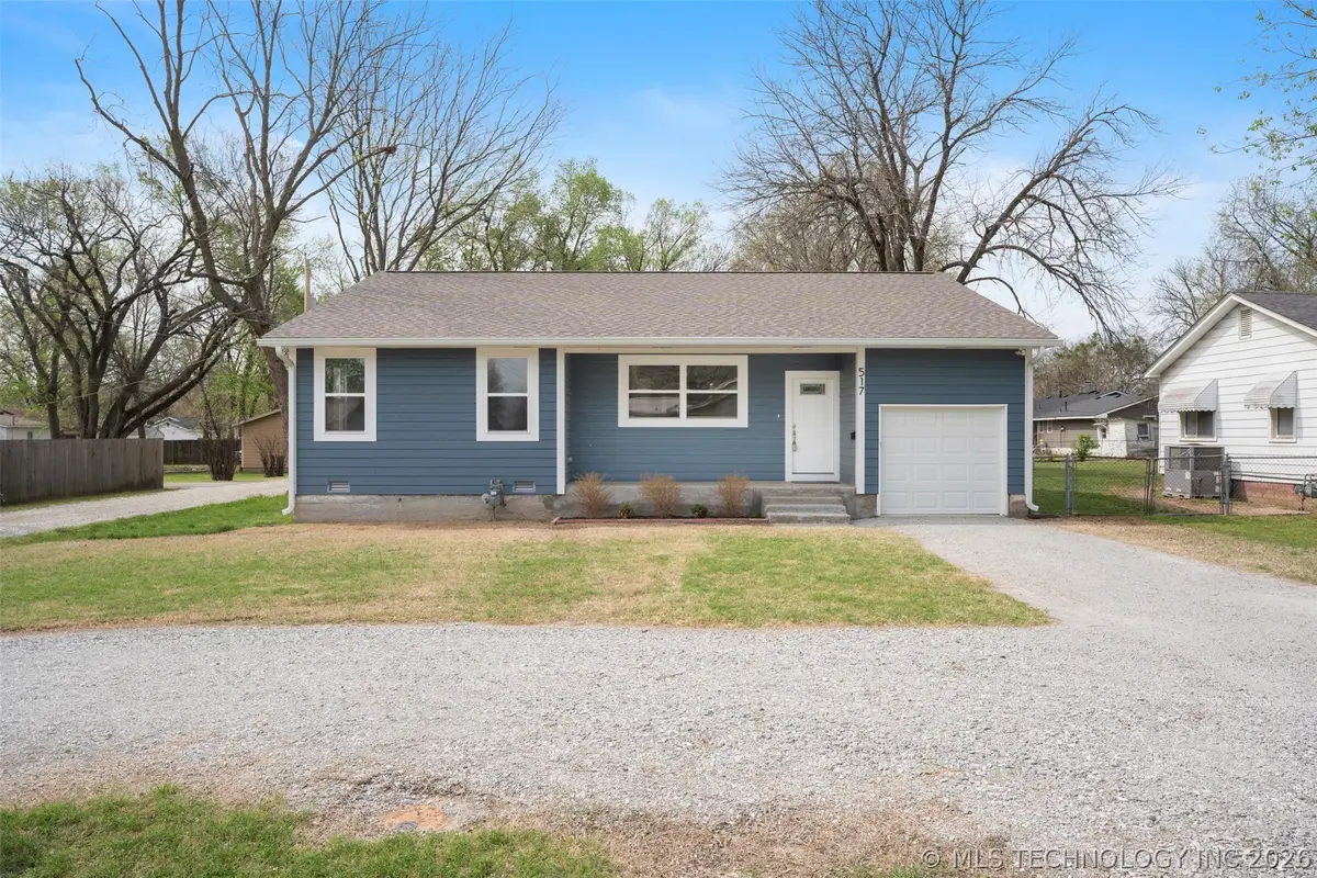 517 W Clyde Avenue, Vinita, OK 74301 - #1