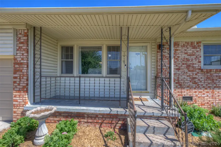 10107 E 22nd Place, Tulsa, OK 74129 - #2