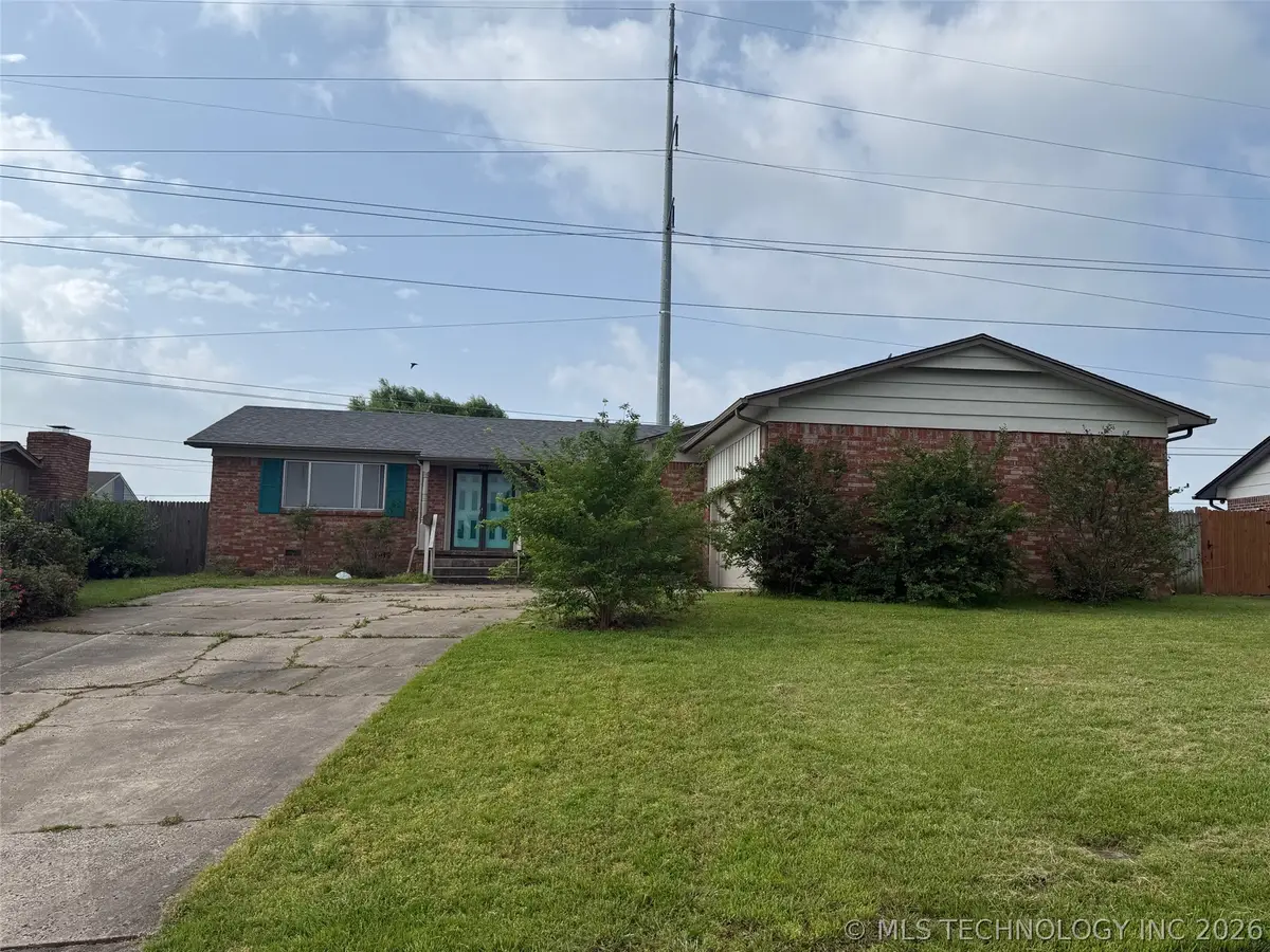5962 E 36th Street S, Tulsa, OK 74135 - #1