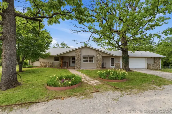 249 County Road 3309, Bartlesville, OK 74003