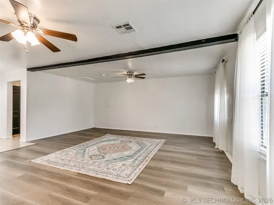 606 Holsey Drive, Noble, OK 73068 - #3